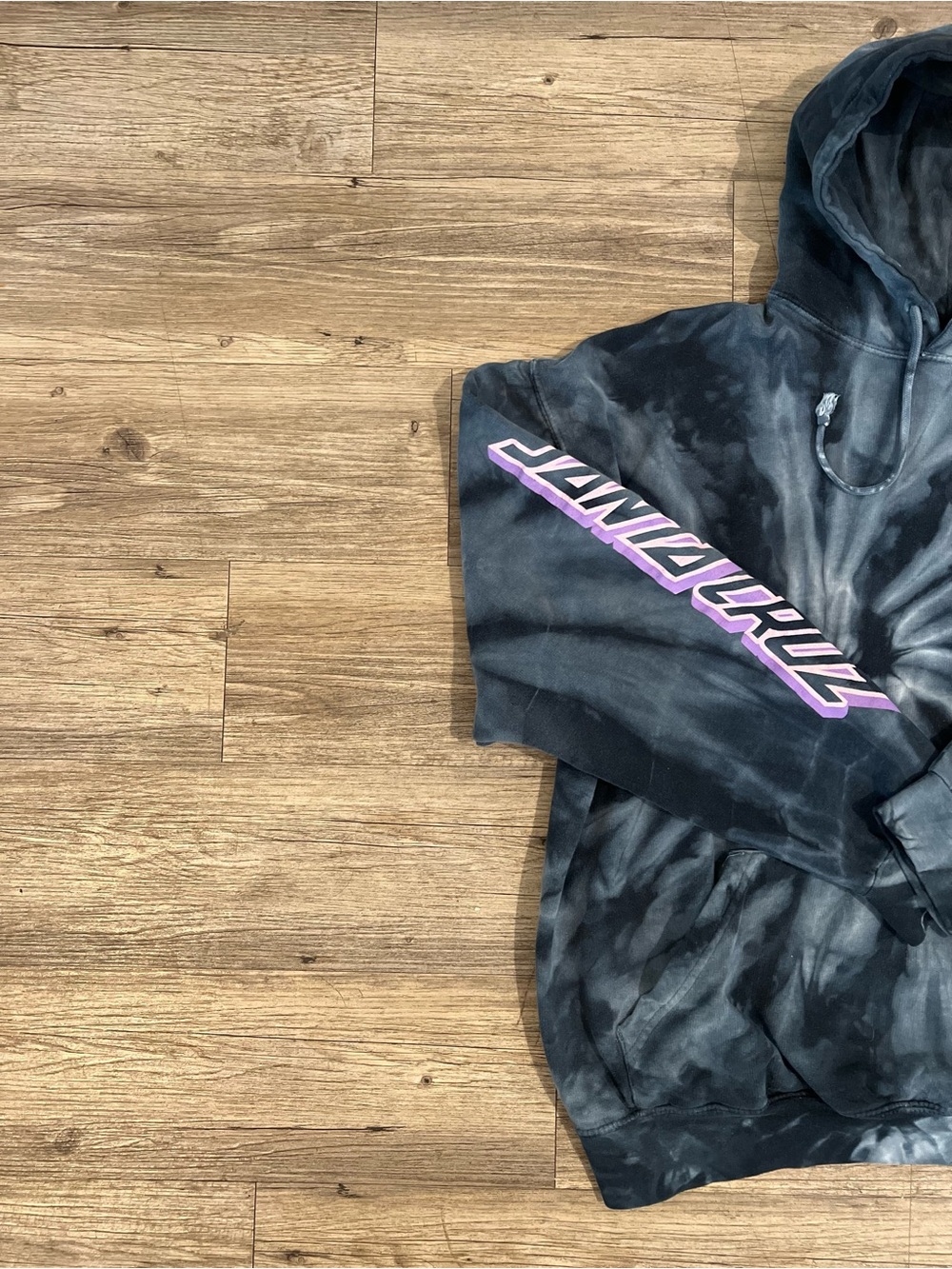 Santa Cruz Hoodie Size Large Black Tie-Dye Neon Graphic Logo Skater Grunge - Picture 6 of 7